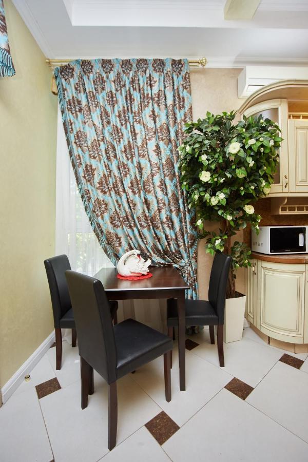 Terrace Garden Seaside Apartments Odessa Extérieur photo